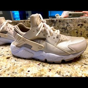 Nike Huarache Run Sand